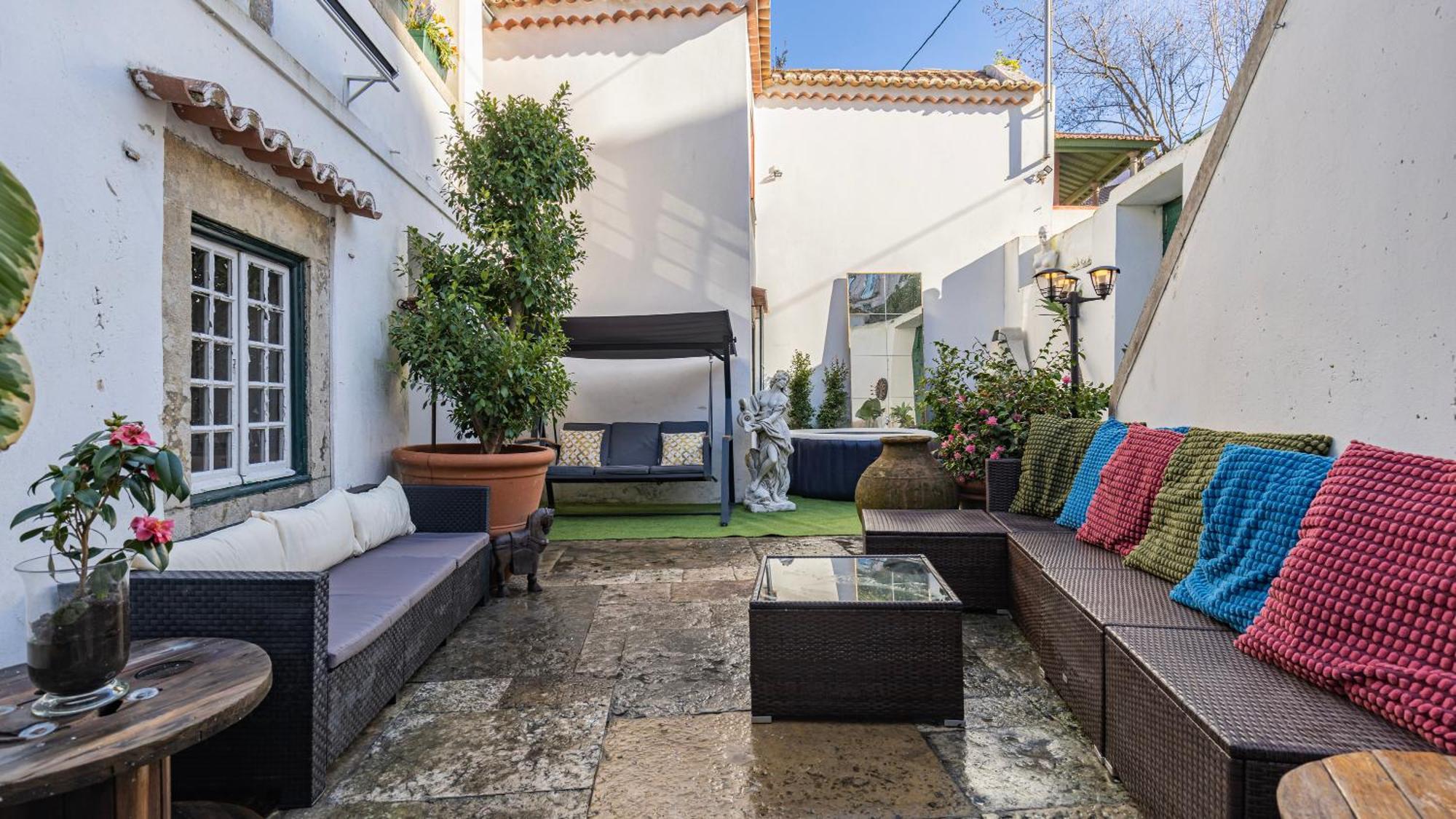 Sintra Wow - Unique Double Smart Room In 17Th Century Palace! Hot Tub, Snooker, Bbq, Ps5, Sauna, Gym Ngoại thất bức ảnh