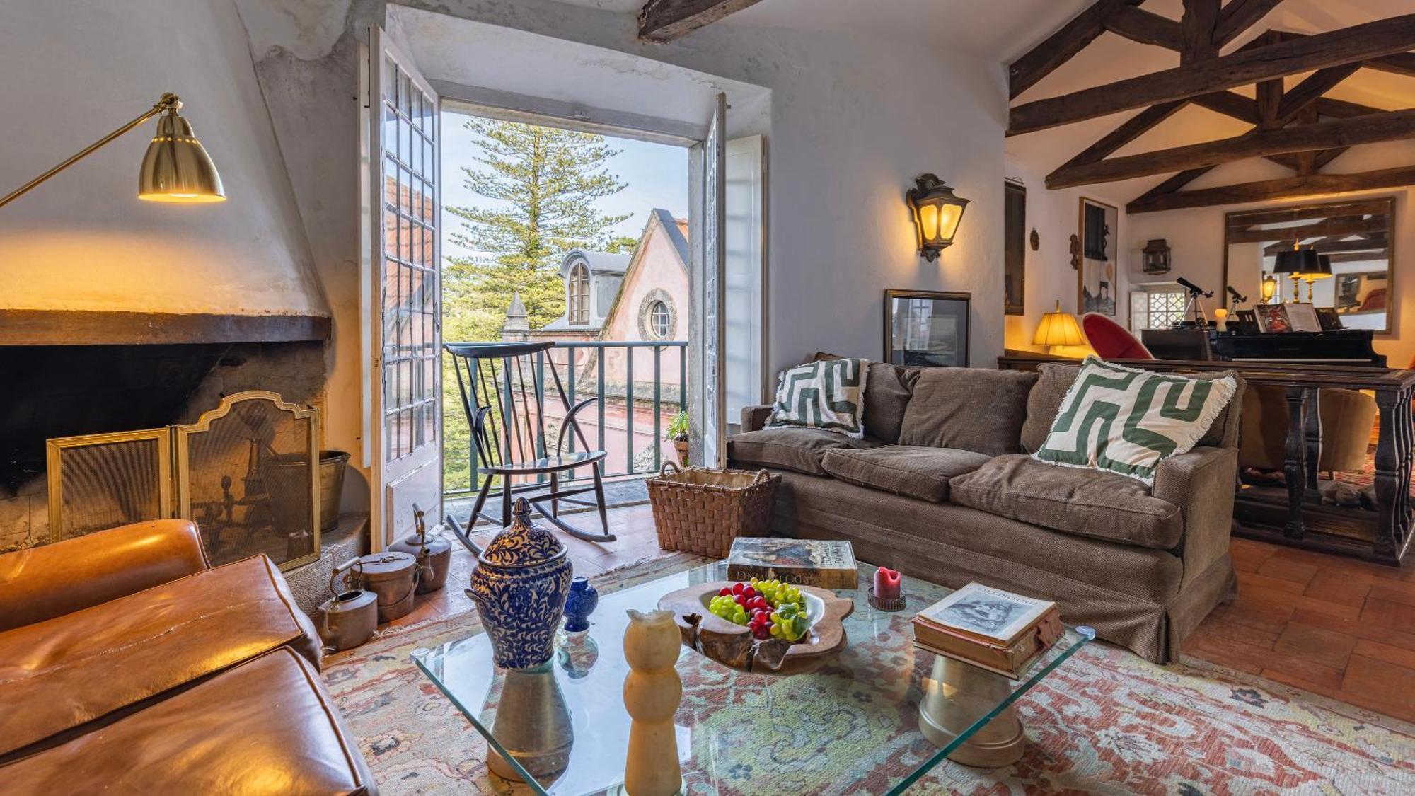 Sintra Wow - Unique Double Smart Room In 17Th Century Palace! Hot Tub, Snooker, Bbq, Ps5, Sauna, Gym Ngoại thất bức ảnh