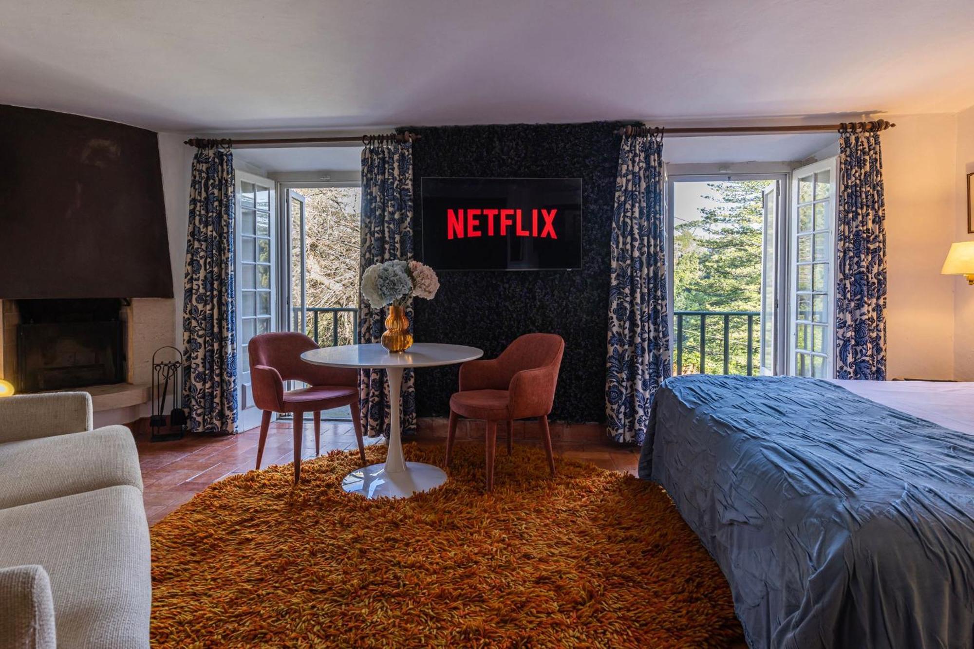 Sintra Wow - Unique Double Smart Room In 17Th Century Palace! Hot Tub, Snooker, Bbq, Ps5, Sauna, Gym Ngoại thất bức ảnh