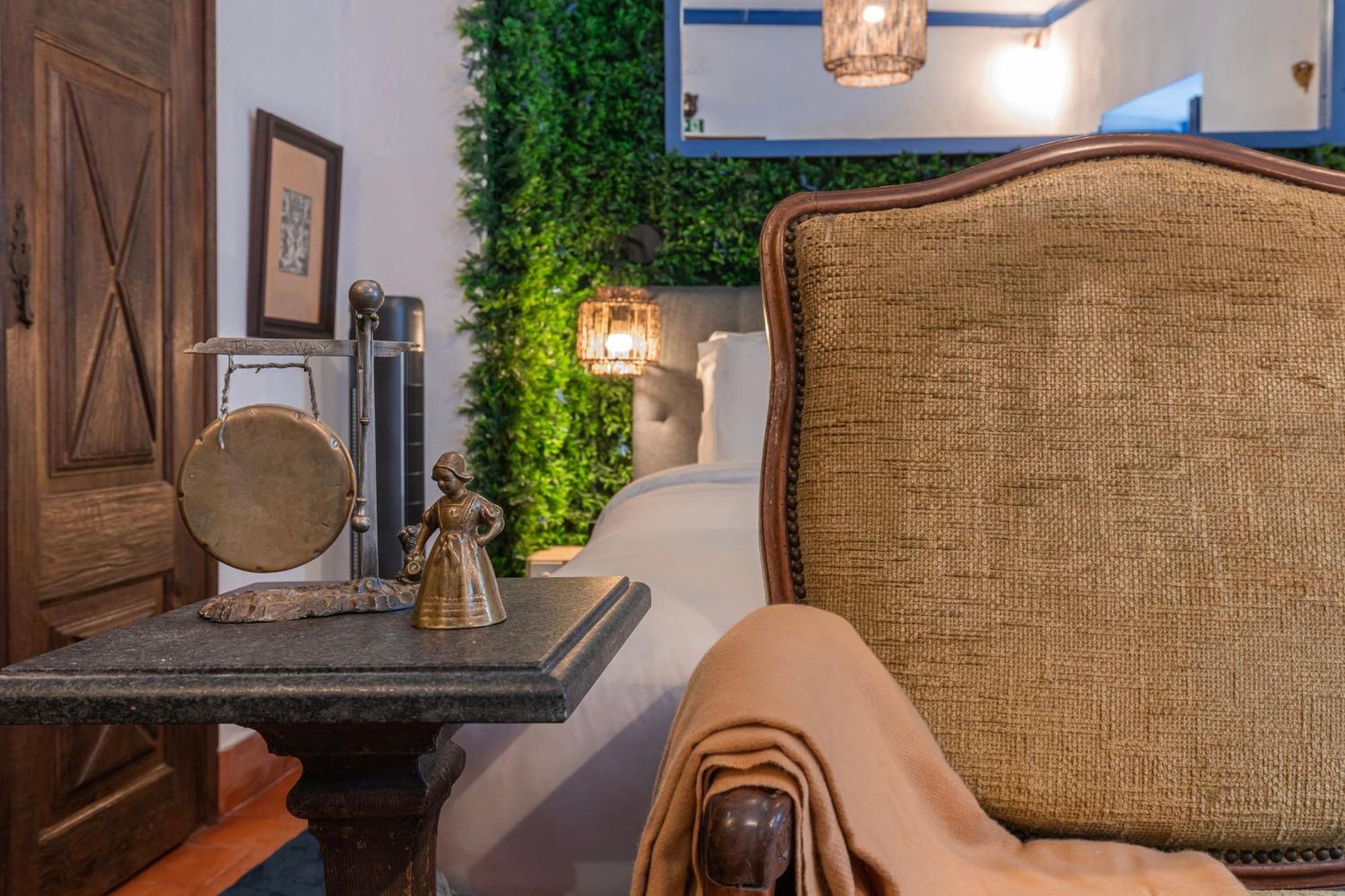 Sintra Wow - Unique Double Smart Room In 17Th Century Palace! Hot Tub, Snooker, Bbq, Ps5, Sauna, Gym Ngoại thất bức ảnh