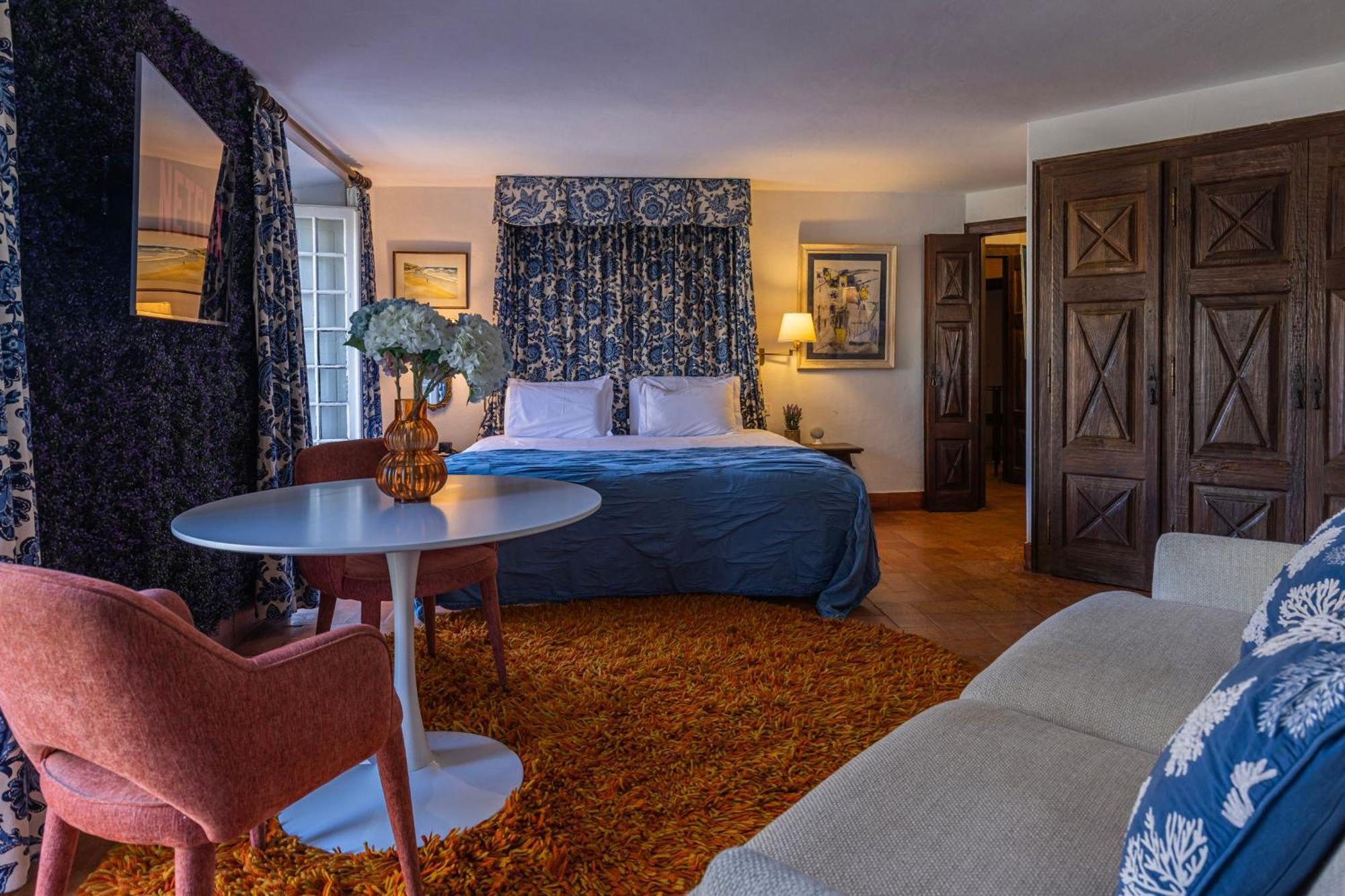 Sintra Wow - Unique Double Smart Room In 17Th Century Palace! Hot Tub, Snooker, Bbq, Ps5, Sauna, Gym Ngoại thất bức ảnh
